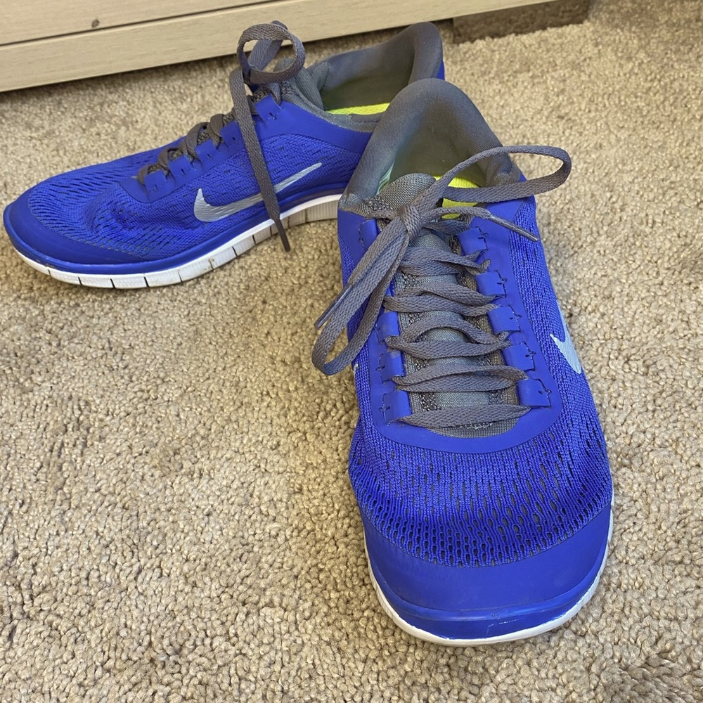 Women’s Nike free 3.0 running shoes